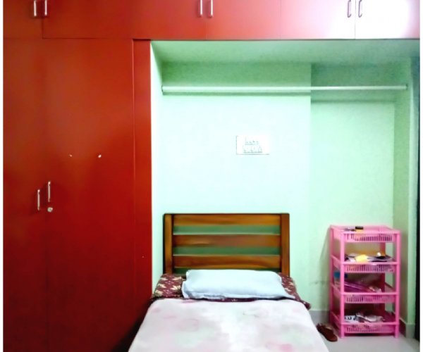 ladies hostel in velachery with price